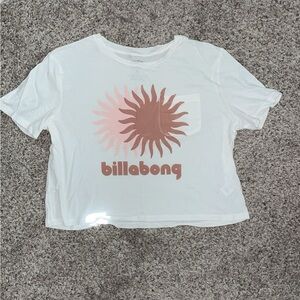 billabong cropped tee!